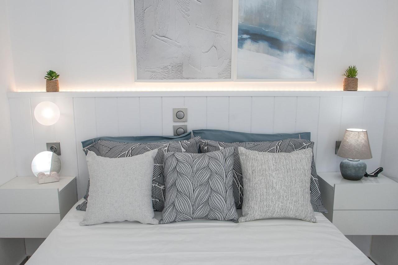 Capolavoro, Boutique Apartment With Unique Rooftop Skiathos Town Bagian luar foto
