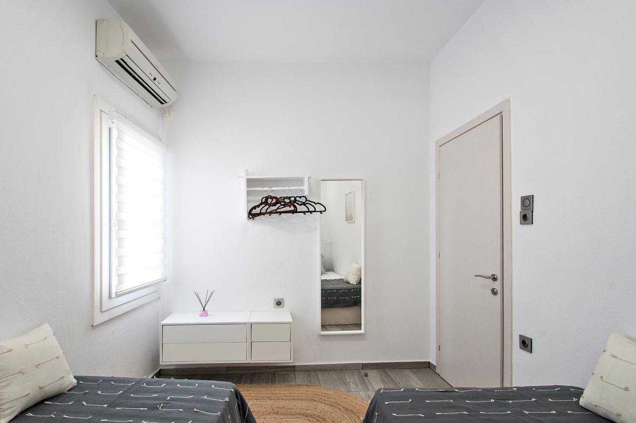 Capolavoro, Boutique Apartment With Unique Rooftop Skiathos Town Bagian luar foto