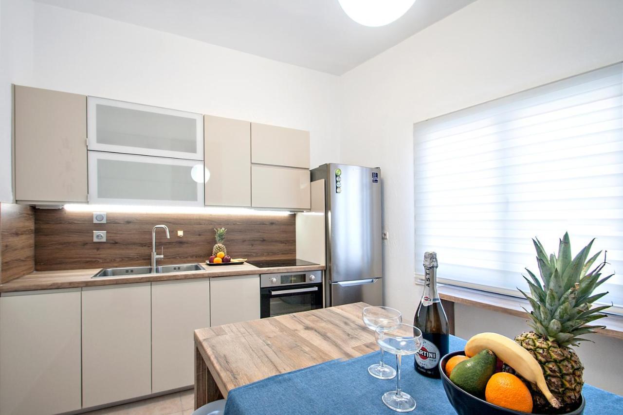 Capolavoro, Boutique Apartment With Unique Rooftop Skiathos Town Bagian luar foto