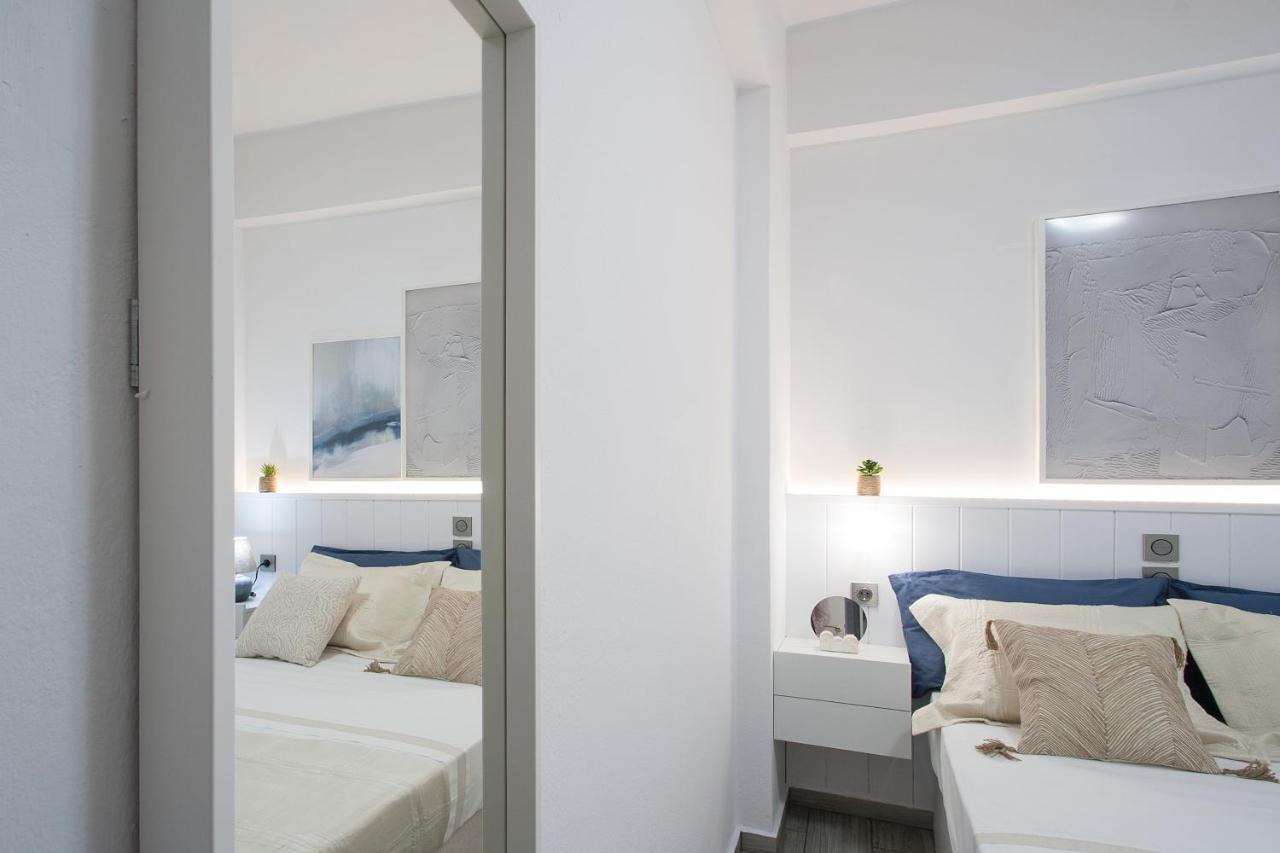 Capolavoro, Boutique Apartment With Unique Rooftop Skiathos Town Bagian luar foto