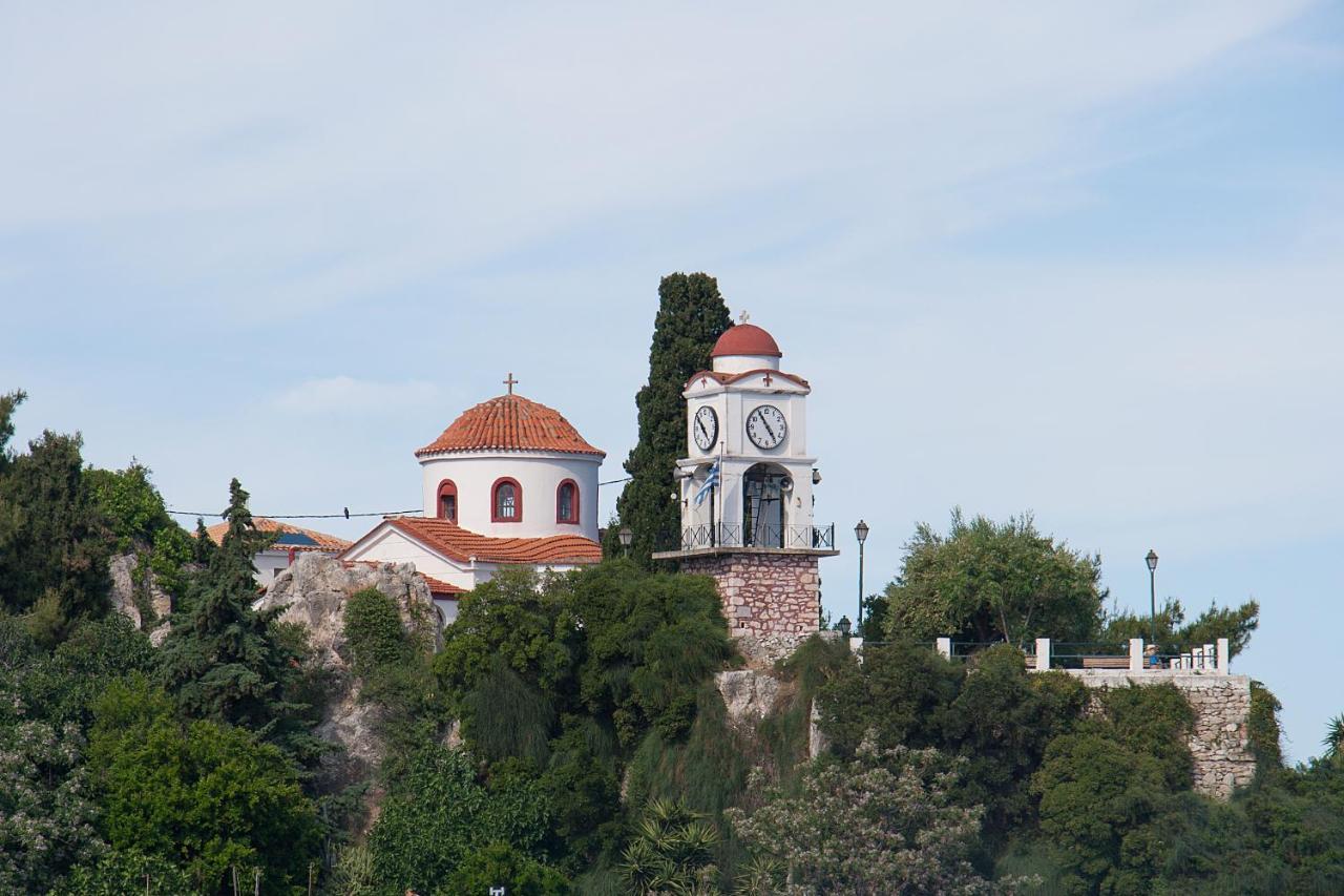 Capolavoro, Boutique Apartment With Unique Rooftop Skiathos Town Bagian luar foto