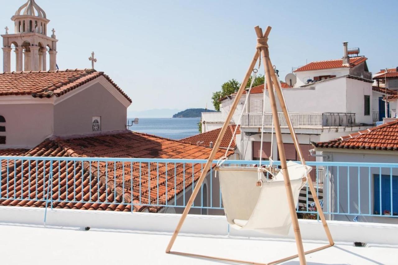 Capolavoro, Boutique Apartment With Unique Rooftop Skiathos Town Bagian luar foto